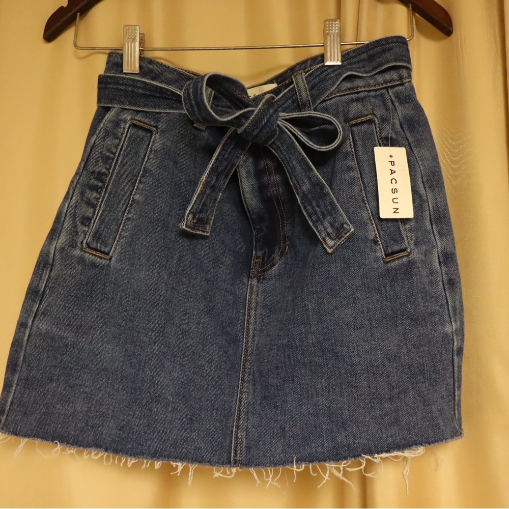 New with tags Pacsun denim skirt